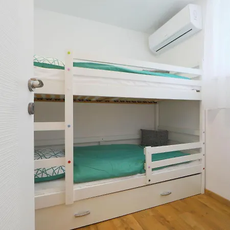 Casa de Férias Pixie By Interhome
